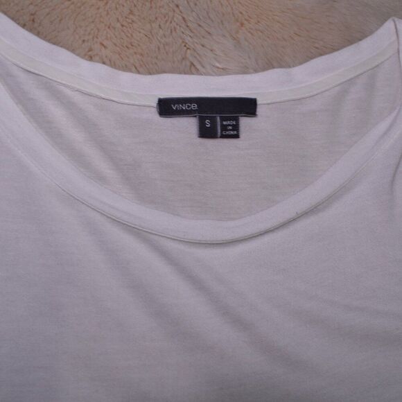 Vince White Long Sleeve Blouse Size Small Scoop Neck Mesh Detail Lightweight Top - Picture 5 of 12